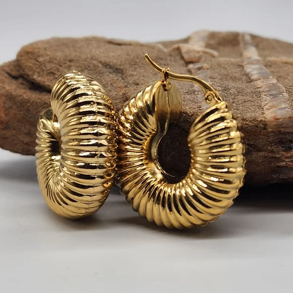 cult gaia 18K Gold plated Lightweight Earrings Chunky Textured Unique Hoop